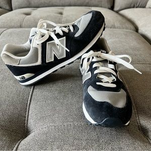 New Balance Navy/Gray Sneakers